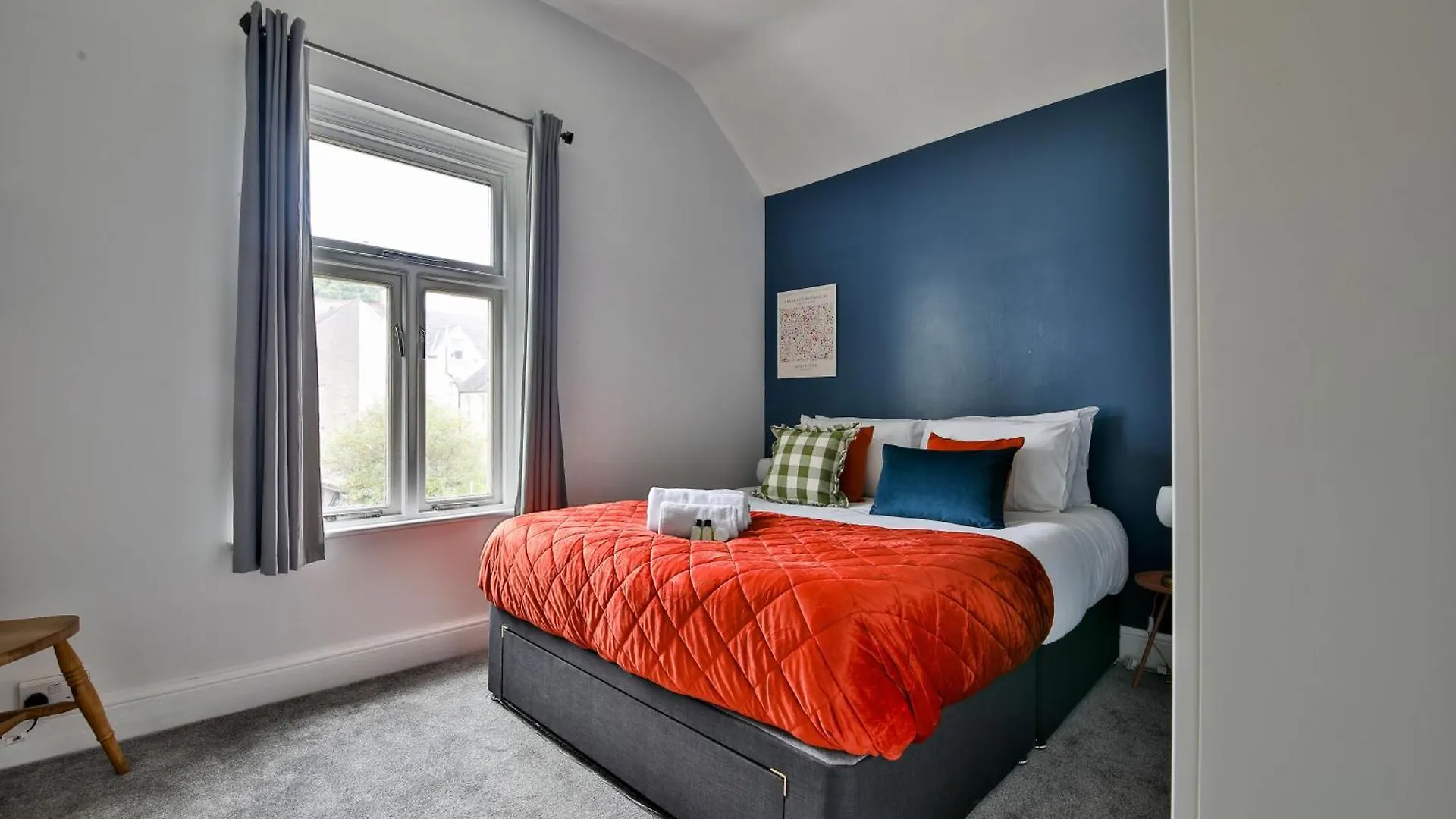 46 Claude Road Villa Cardiff